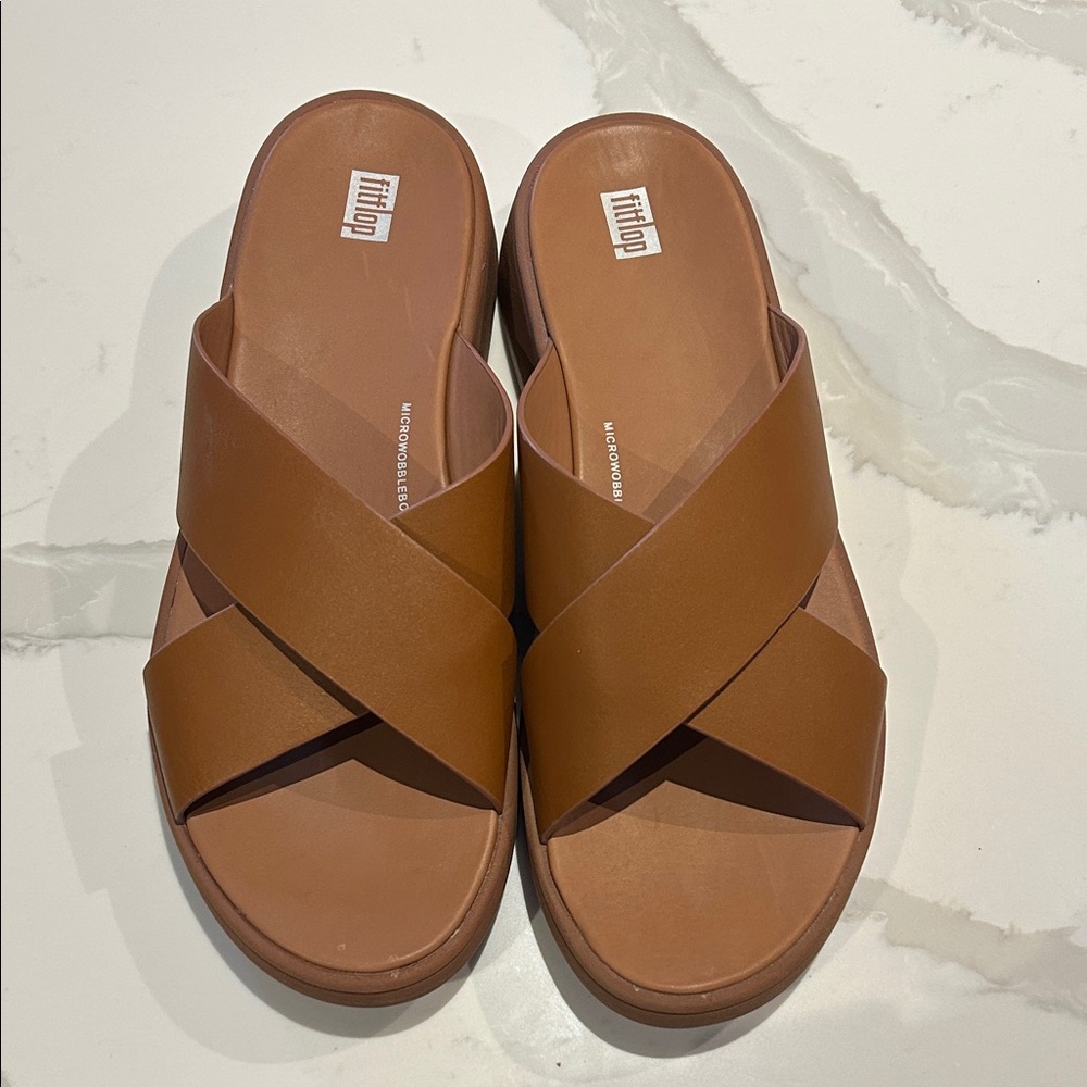 FitFlop Women's Brown Crisscross Slide Sandals